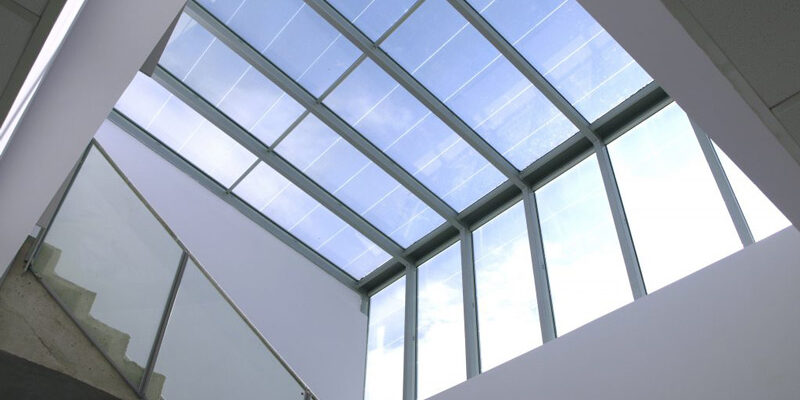 nha-2-tang-co-gieng-troi-dep-3